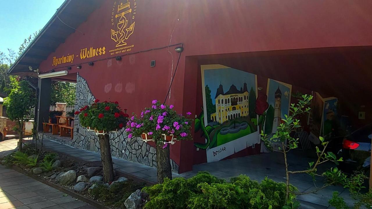 Selfness Roznava Aparthotel Kültér fotó