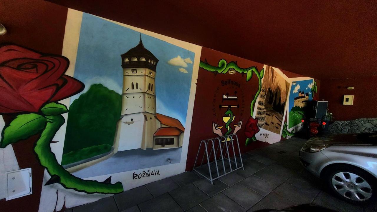 Selfness Roznava Aparthotel Kültér fotó
