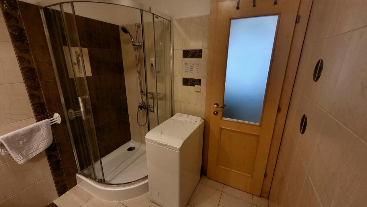 Selfness Roznava Aparthotel Kültér fotó