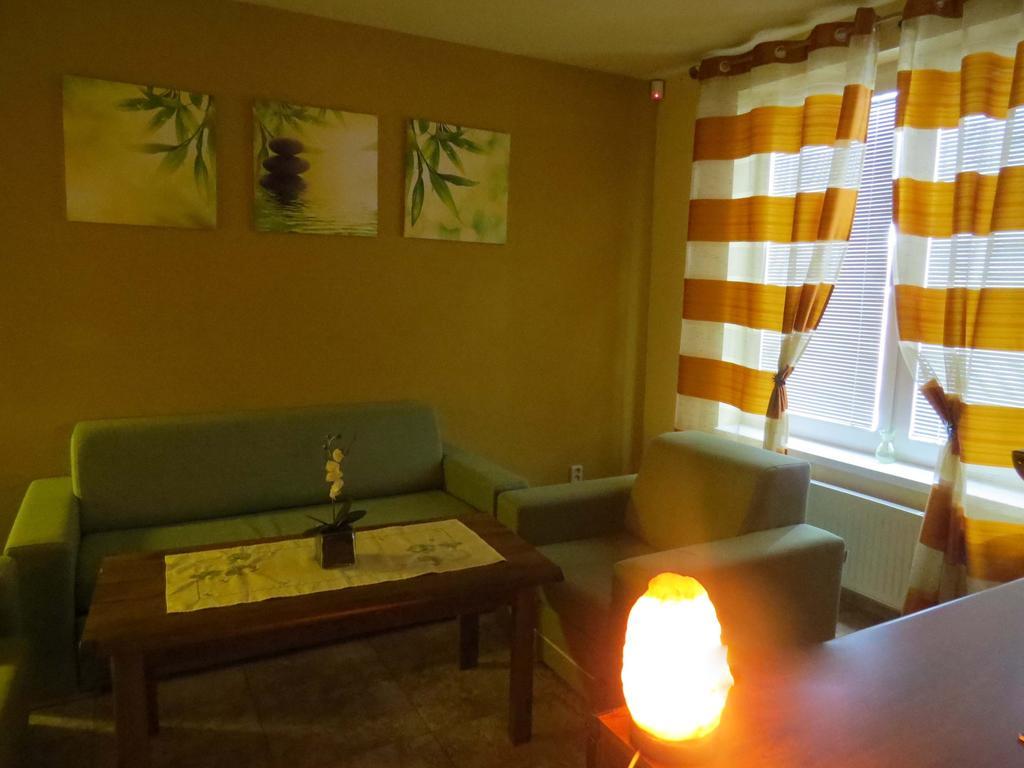 Selfness Roznava Aparthotel Szoba fotó